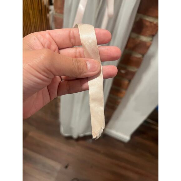 Vintage 70s Gilead Sheer Cottagecore Prairie Fairy Lace Coquette Robe Ivory - Picture 3 of 10